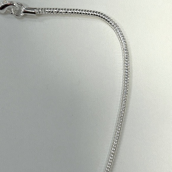 Vintage 925 puffy sterling silver cross pendant & snake chain - Picture 5 of 9